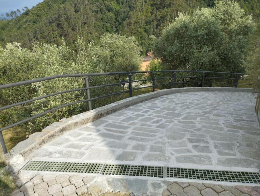 Villa Degli Ulivi Tivegna Eksteriør bilde
